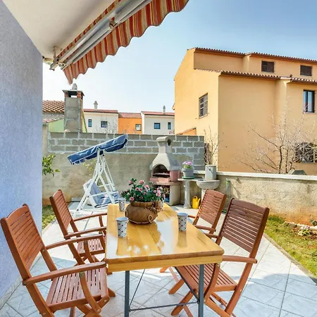 Apartment Lovely In With Kitchen Fazana